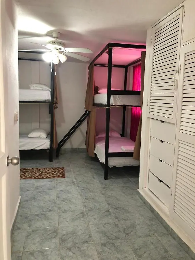 Hostel Pinata